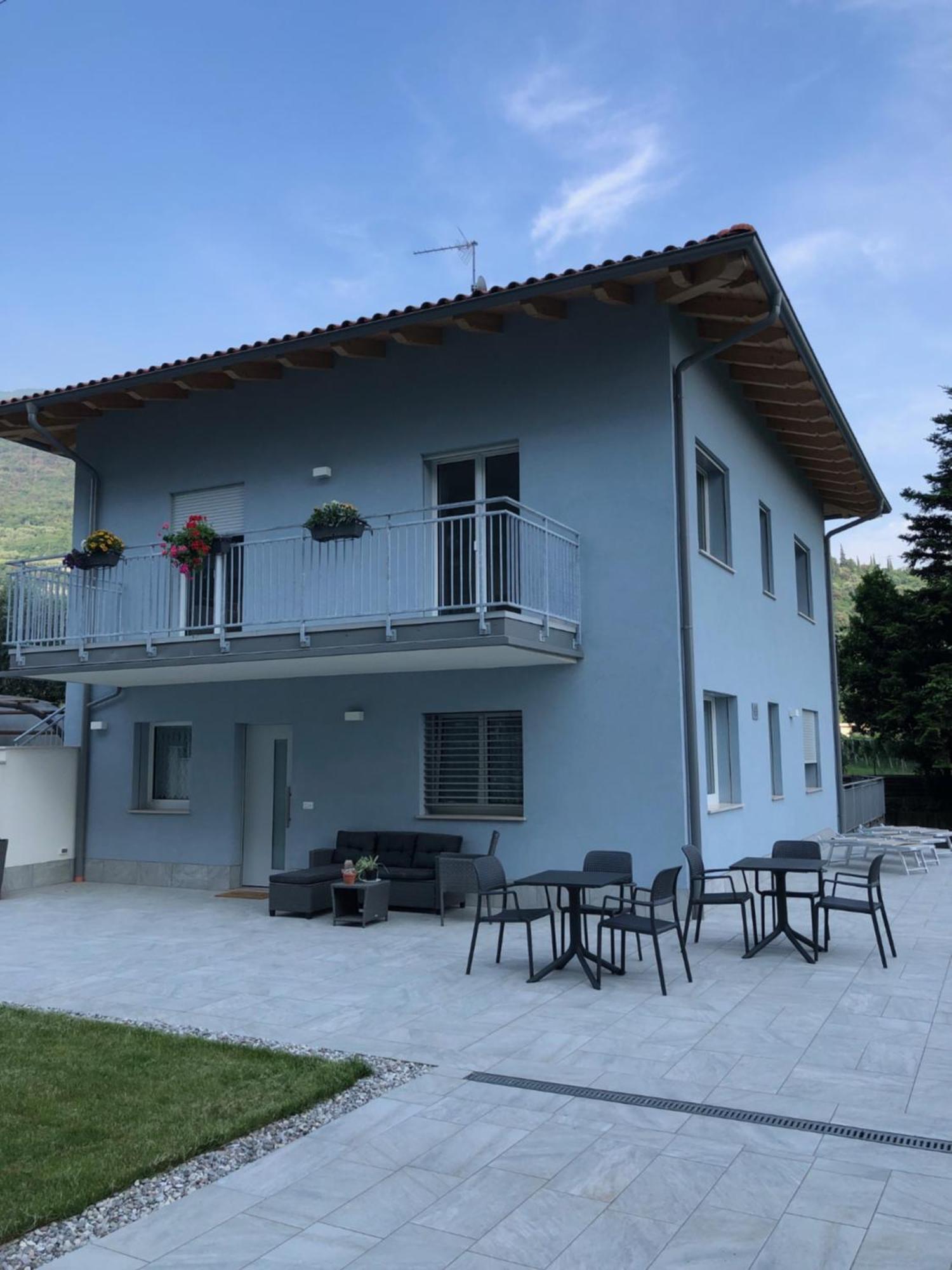 Lotus Garda Bed & Breakfast Riva del Garda Exterior photo